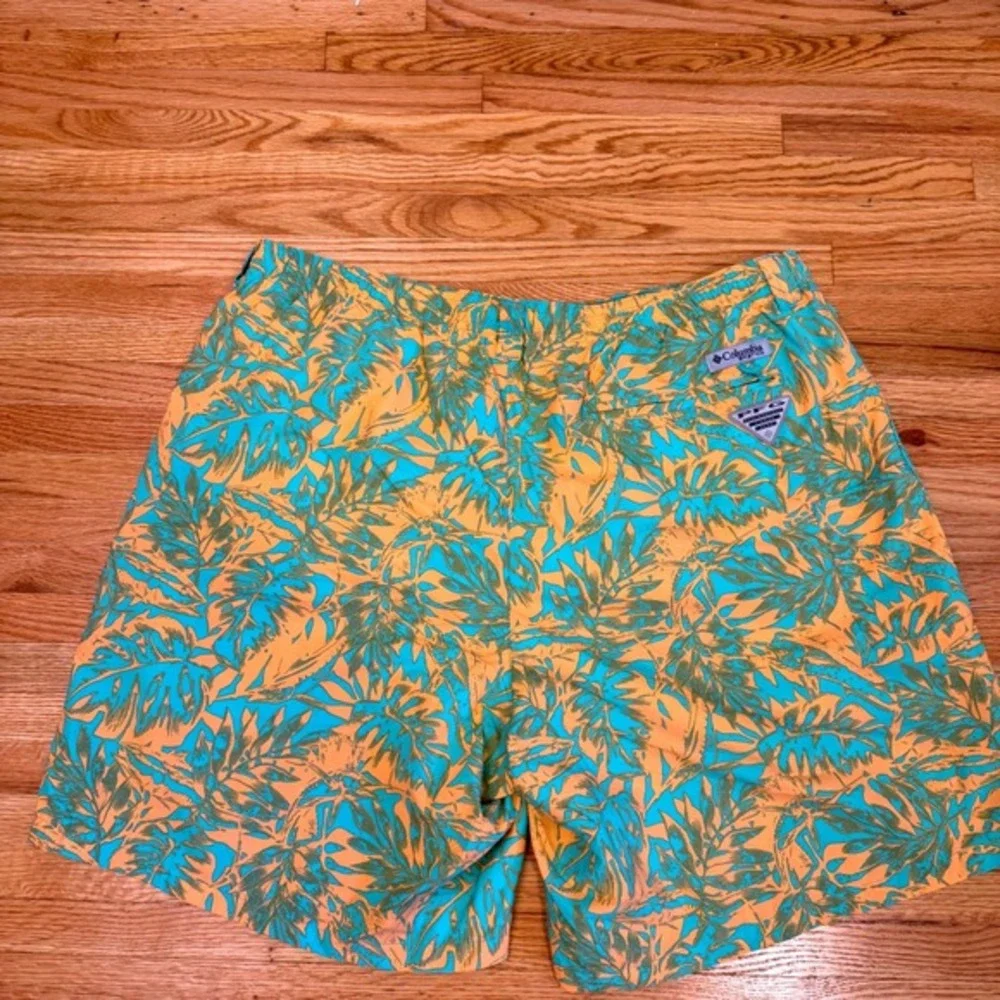 Columbia shorts beach